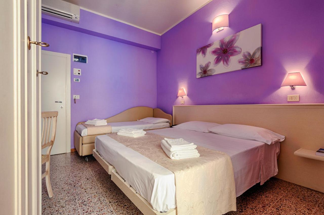 Hotel Plaza Gabicce Mare Eksteriør billede