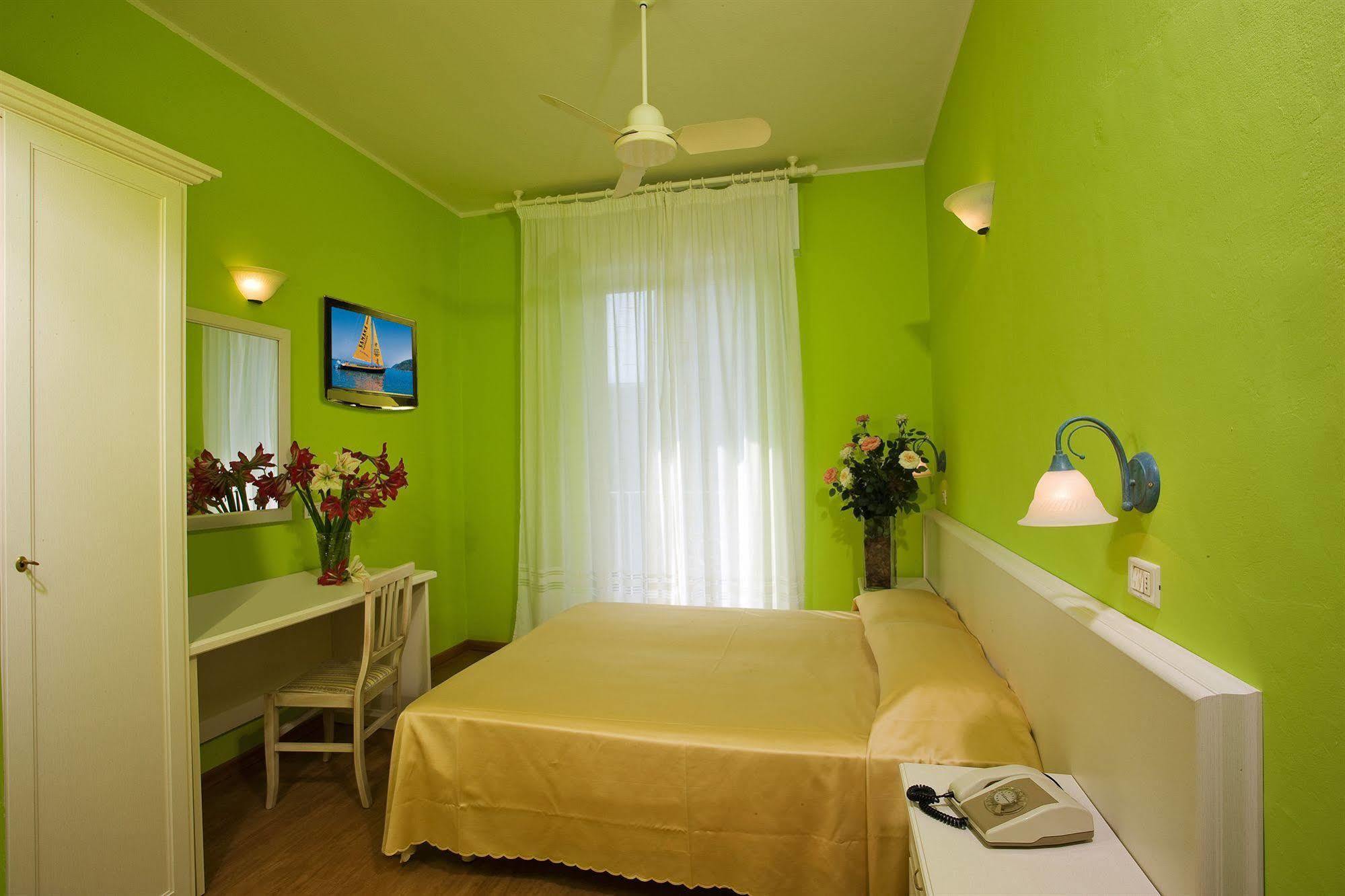 Hotel Plaza Gabicce Mare Eksteriør billede