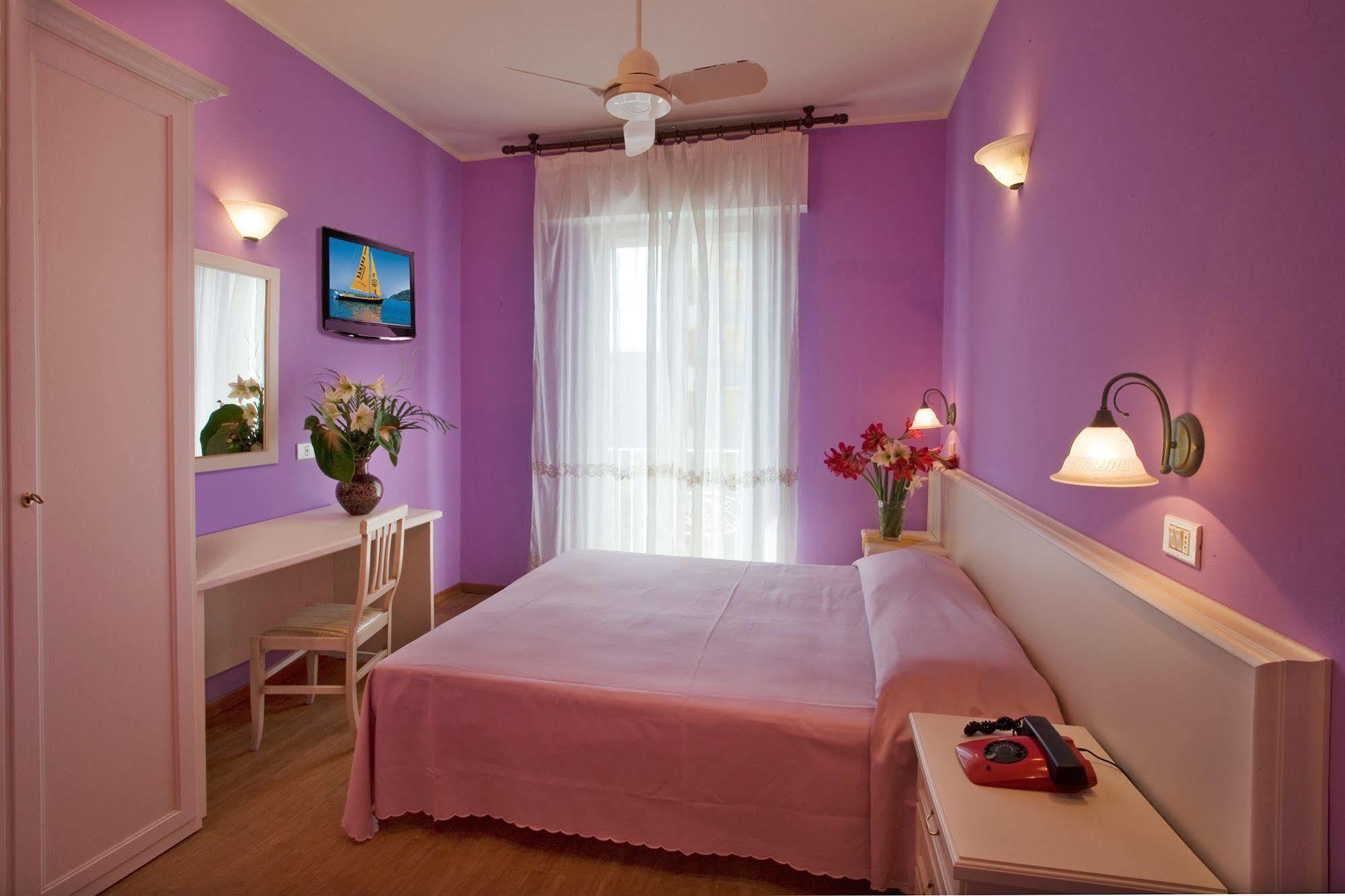 Hotel Plaza Gabicce Mare Eksteriør billede